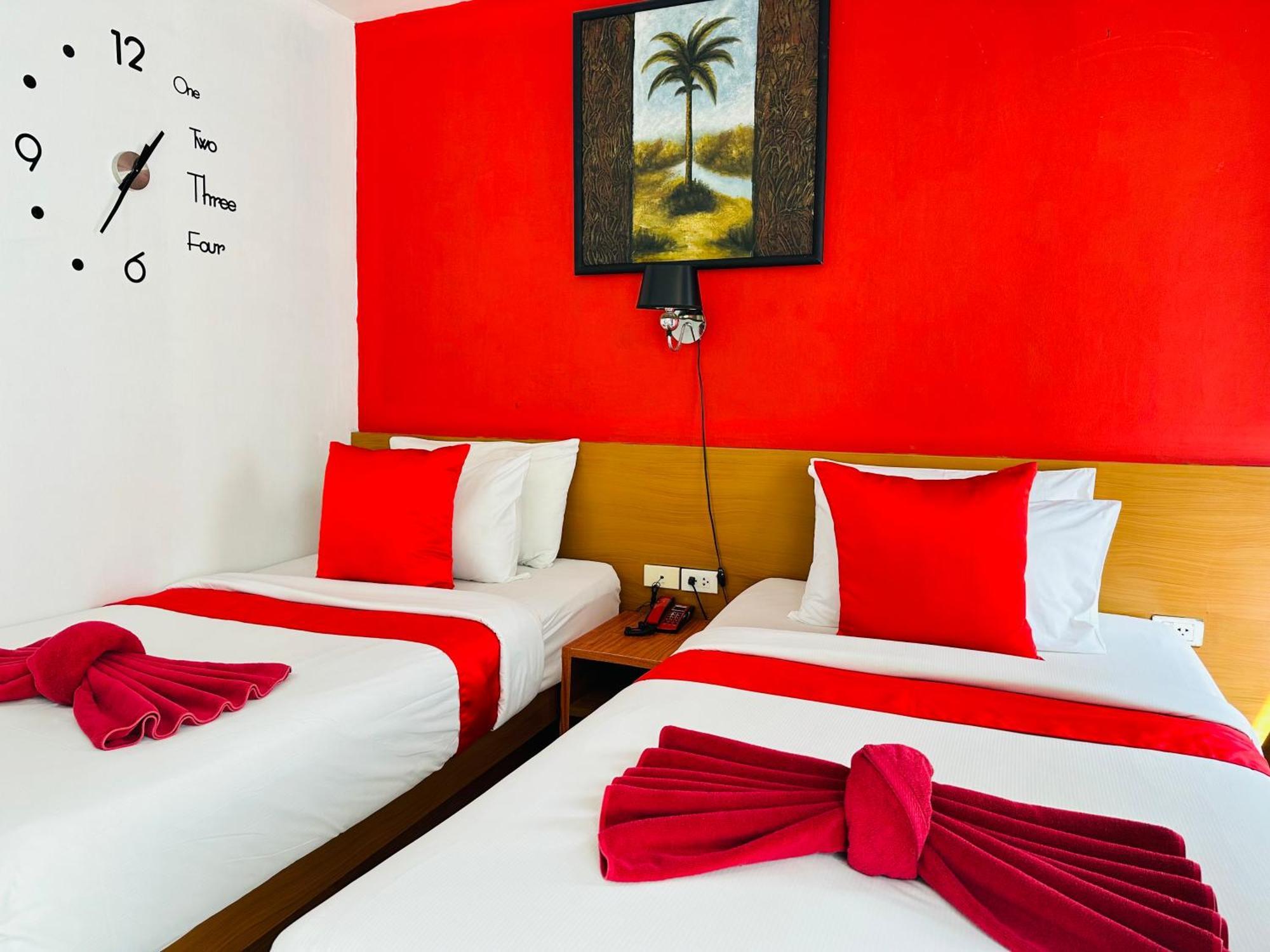 Pj Patong Resortel Eksteriør bilde