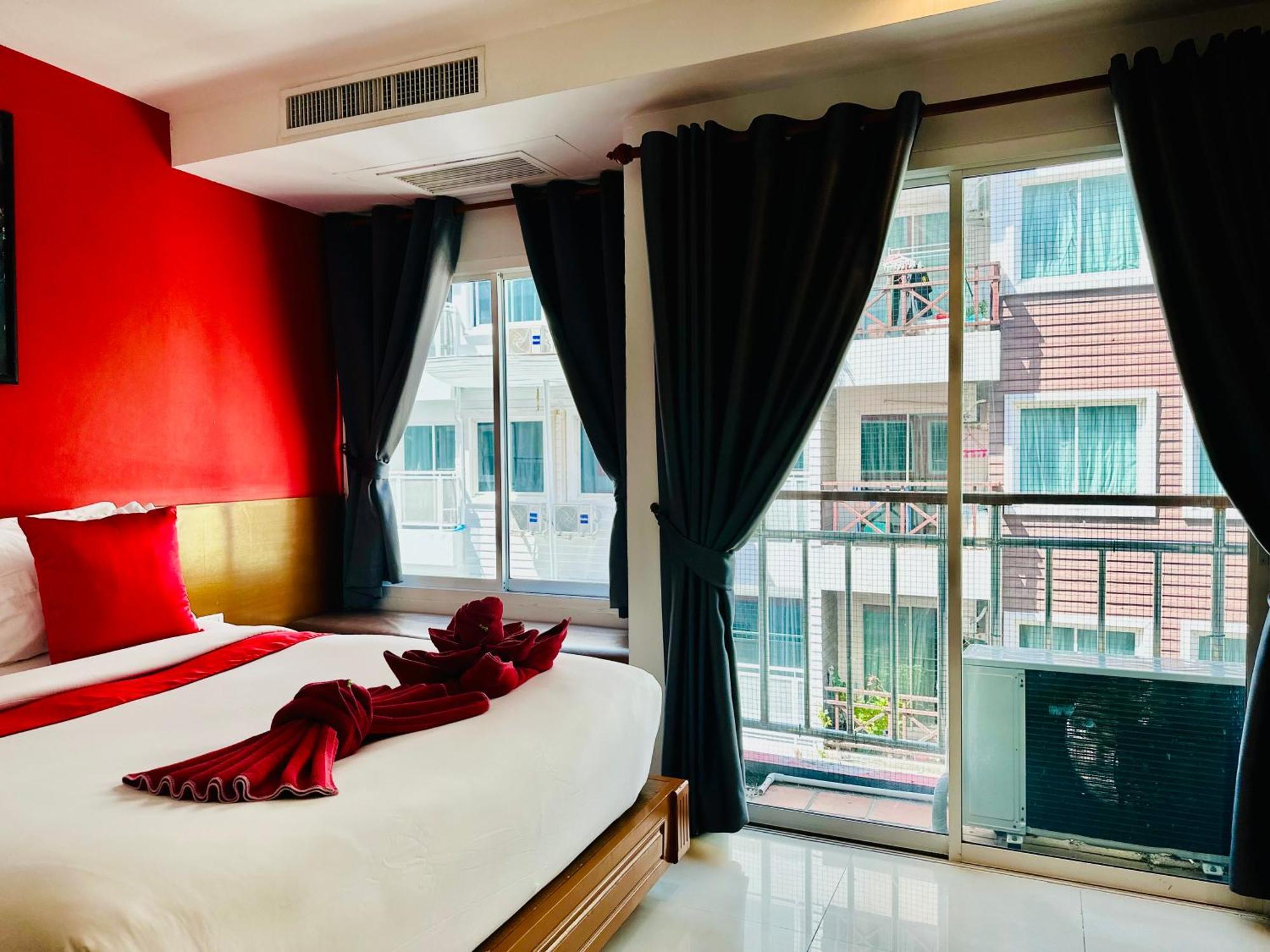 Pj Patong Resortel Eksteriør bilde
